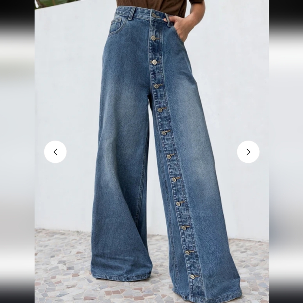 NWT High Waisted Loose Wide Leg Buttoned Front Jeans XL